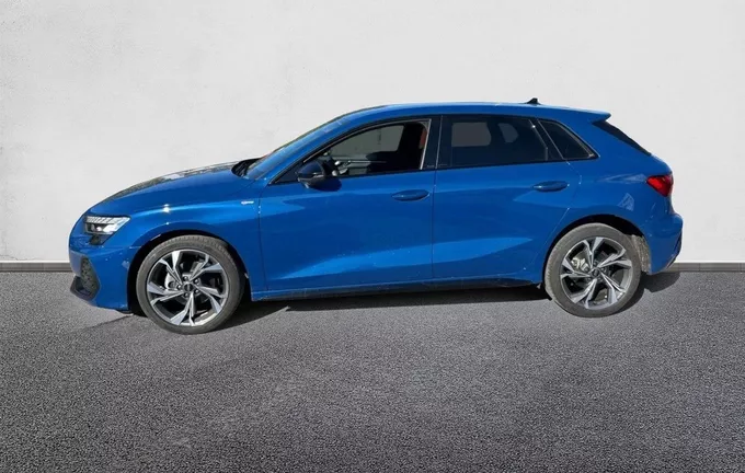 AUDI A3 Sportback TDI 150 S tronic 7 S line extérieur côté gauche 2125510