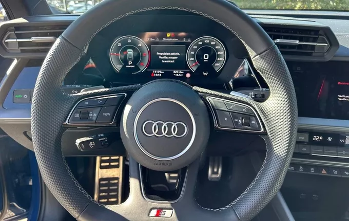 AUDI A3 Sportback TDI 150 S tronic 7 S line photo 12 2125510
