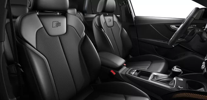 AUDI Q2 35 TFSI 150 S tronic 7 S line Plus extérieur trois quart arrière gauche 5467