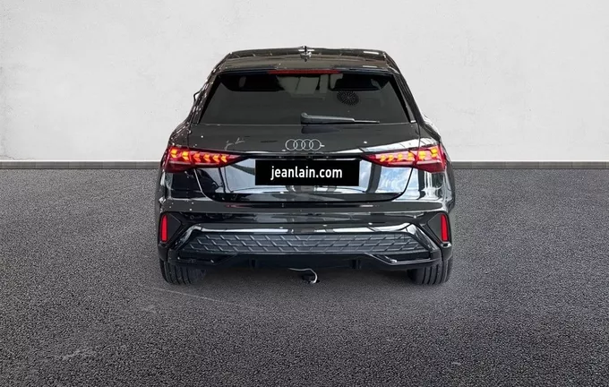 AUDI A3 Sportback TFSI e Hybride rechargeable 272 S tronic 6 S line extérieur arrière 5398