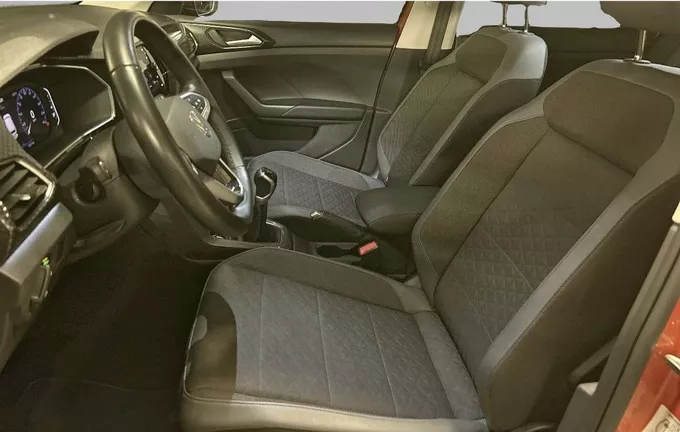 VOLKSWAGEN T-CROSS 1.0 TSI 110 Start/Stop BVM6 R-Line Tech extérieur trois quart arrière droit 2129017