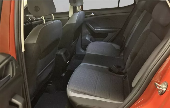VOLKSWAGEN T-CROSS 1.0 TSI 110 Start/Stop BVM6 R-Line Tech extérieur arrière 2129017