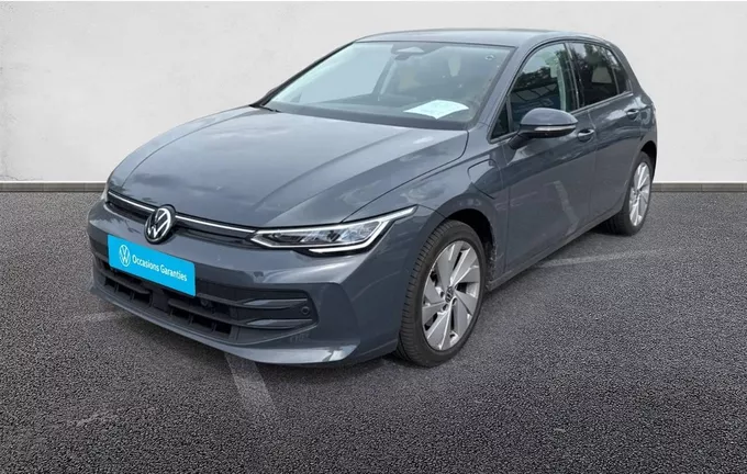 VOLKSWAGEN GOLF 1.5 eHybrid 204 DSG6 VW Edition extérieur trois quart avant gauche 2128496