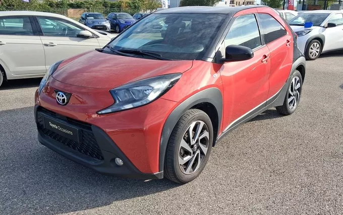 TOYOTA AYGO X 1.0 VVT-i 72 S-CVT Design extérieur trois quart avant gauche 1103824