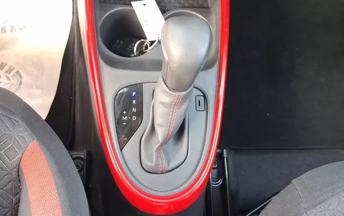 TOYOTA AYGO X 1.0 VVT-i 72 S-CVT Design photo 13 1103824