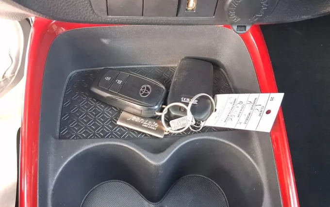 TOYOTA AYGO X 1.0 VVT-i 72 S-CVT Design photo 19 1103824