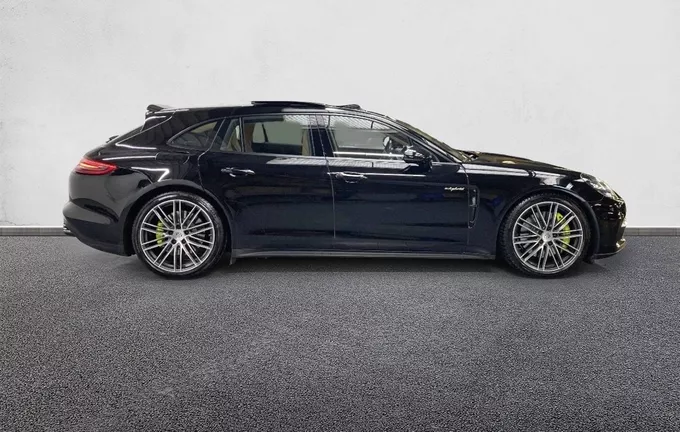 PORSCHE PANAMERA 4 V6 3.0 462 PDK Hybrid Sport Turismo extérieur côté droit 2128174