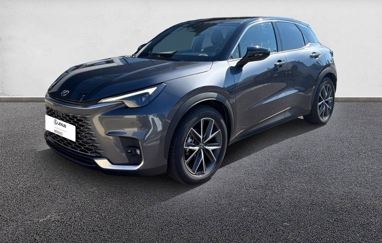 LEXUS LBX