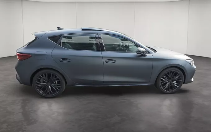 CUPRA LEON 1.5 eTSI Hybrid 150 ch DSG7 V extérieur côté droit 4861