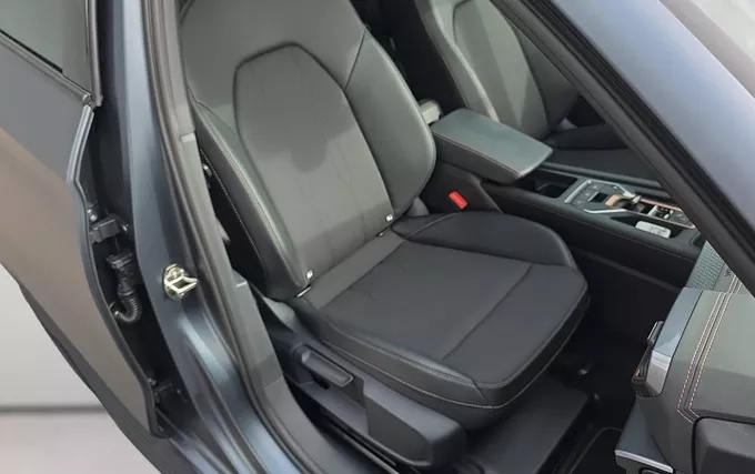 CUPRA LEON 1.5 eTSI Hybrid 150 ch DSG7 V photo 18 4861