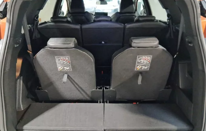 PEUGEOT 5008 BlueHDi 130ch S&S EAT8 Allure Pack extérieur arrière 2130501