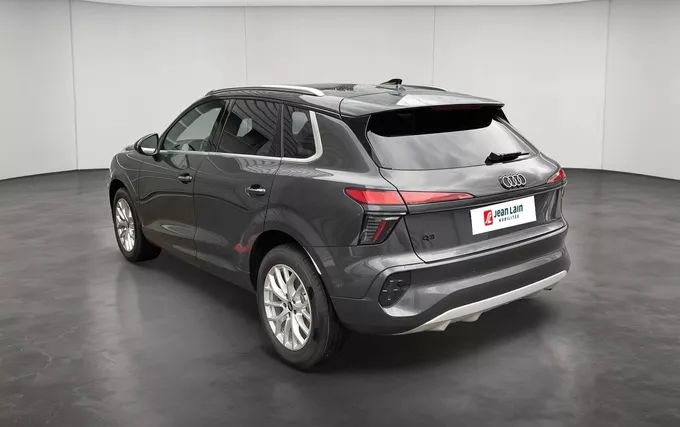 AUDI Q3 TFSI 150 ch Hybride S tronic 7 Advanced extérieur trois quart arrière gauche 5734