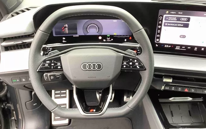 AUDI Q3 TFSI 150 ch Hybride S tronic 7 Advanced photo 12 5734