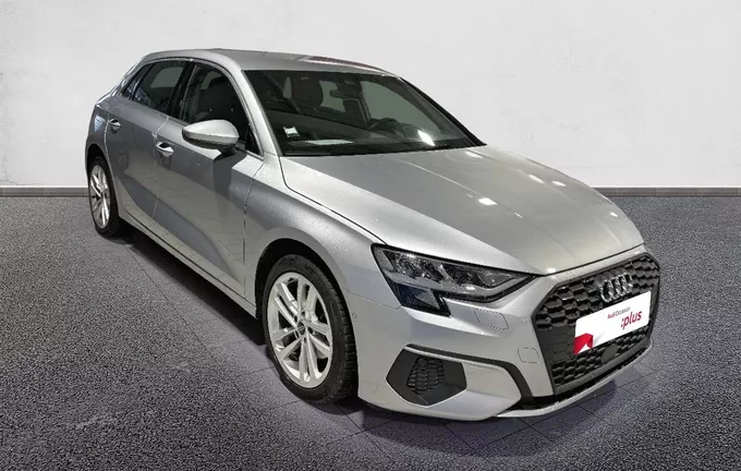 AUDI A3 Sportback 30 TFSI Mild Hybrid 110 S tronic 7 Design extérieur trois quart avant droit 2124339