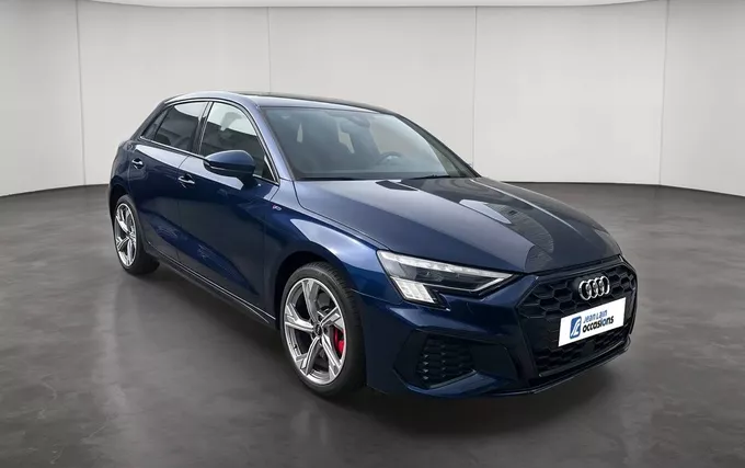 AUDI A3 Sportback 45 TFSIe 245 S tronic 6 Competition extérieur trois quart avant droit 2131827