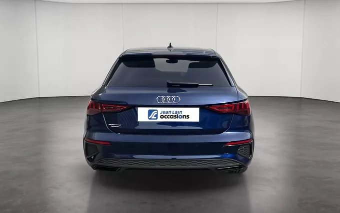 AUDI A3 Sportback 45 TFSIe 245 S tronic 6 Competition extérieur arrière 2131827