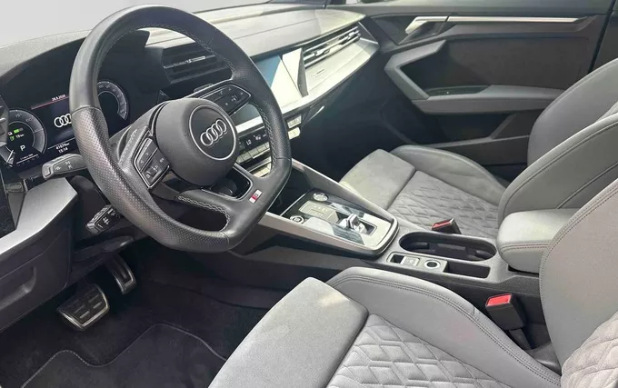 AUDI A3 Sportback 45 TFSIe 245 S tronic 6 Competition photo 18 2131827