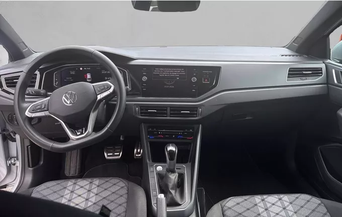 VOLKSWAGEN TAIGO 1.0 TSI 116 DSG7 R-Line Edition extérieur trois quart avant droit 2130460