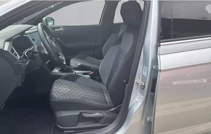 VOLKSWAGEN TAIGO 1.0 TSI 116 DSG7 R-Line Edition extérieur trois quart arrière droit 2130460