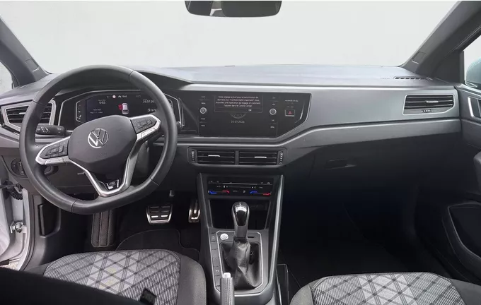 VOLKSWAGEN TAIGO 1.0 TSI 116 DSG7 R-Line Edition extérieur trois quart avant droit 2130460