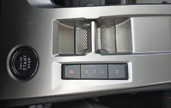 PEUGEOT 308 Hybrid 145 e-DCS6 Style photo 14 946098