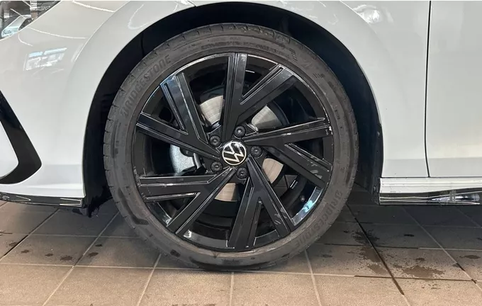 VOLKSWAGEN GOLF 1.5 eTSI OPF 150 DSG7 R-Line photo 12 2128994