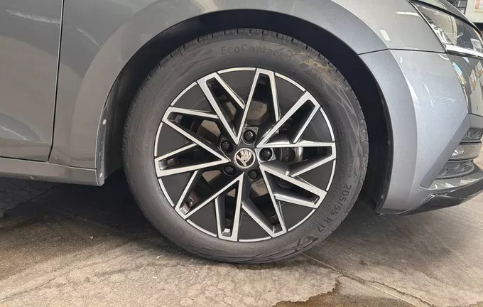 SKODA OCTAVIA Combi 1.5 TSI mHEV e-TEC 150 ch ACT DSG7 Sportline photo 9 213227
