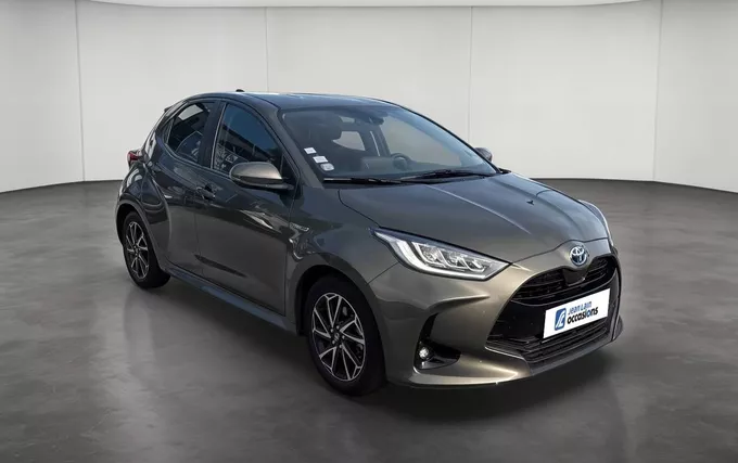 TOYOTA YARIS Hybride 116h Design extérieur trois quart avant droit 1104056