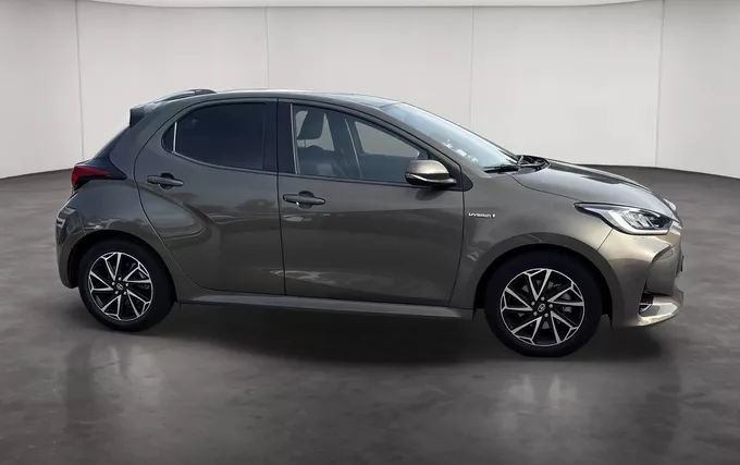 TOYOTA YARIS Hybride 116h Design extérieur côté droit 1104056