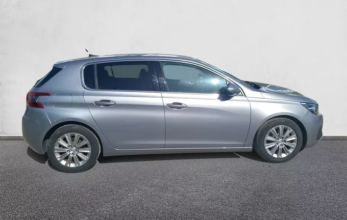 PEUGEOT 308 1.2 PureTech 130ch S&S EAT6 Allure extérieur côté droit 460328