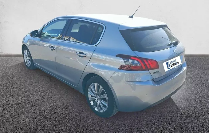 PEUGEOT 308 1.2 PureTech 130ch S&S EAT6 Allure extérieur trois quart arrière gauche 460328