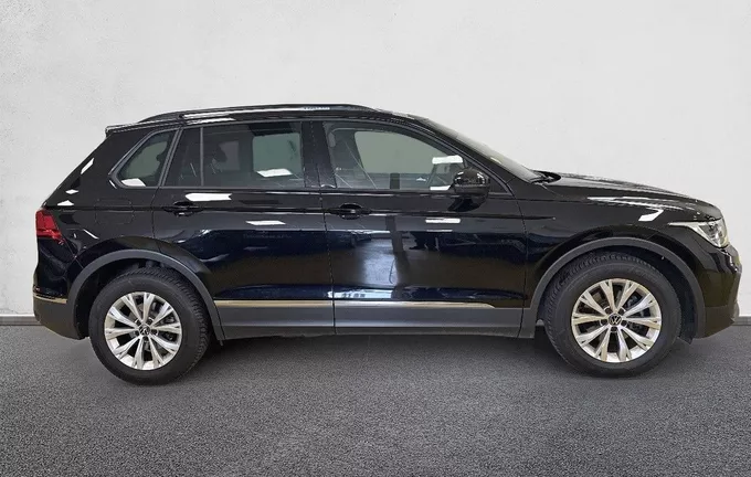 VOLKSWAGEN TIGUAN 2.0 TDI 150ch DSG7 Life Plus extérieur côté droit 213458