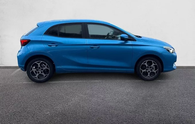 MG MG3 1.5 L Hybrid+ 195 ch Luxury extérieur côté droit 6974