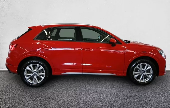 AUDI Q3 40 TFSI 190 ch S tronic 7 Quattro S line extérieur côté droit 2129207