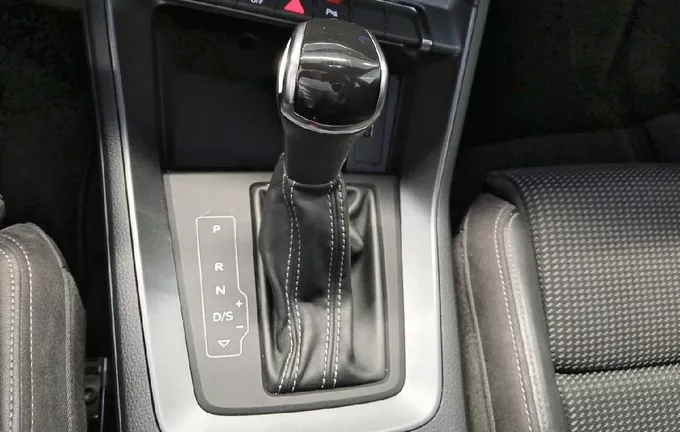 AUDI Q3 40 TFSI 190 ch S tronic 7 Quattro S line photo 13 2129207