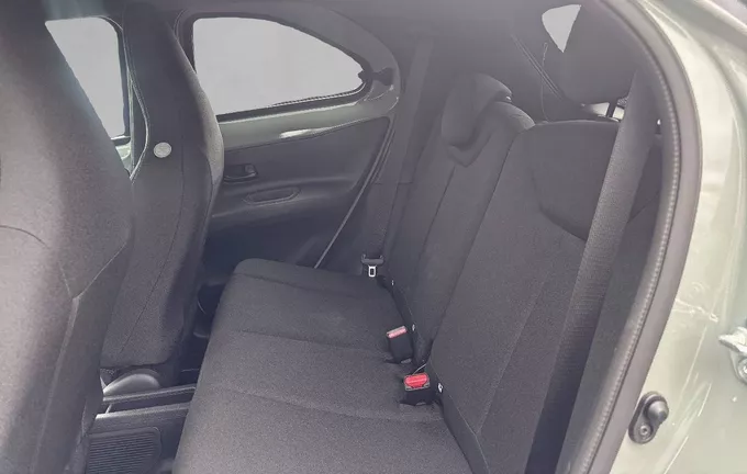 TOYOTA AYGO X Hybride 116h Graphic photo 17 201728