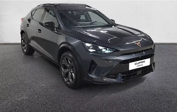 CUPRA FORMENTOR 1.5 eTSI Hybrid 150 ch DSG7 V extérieur trois quart avant droit 2129404