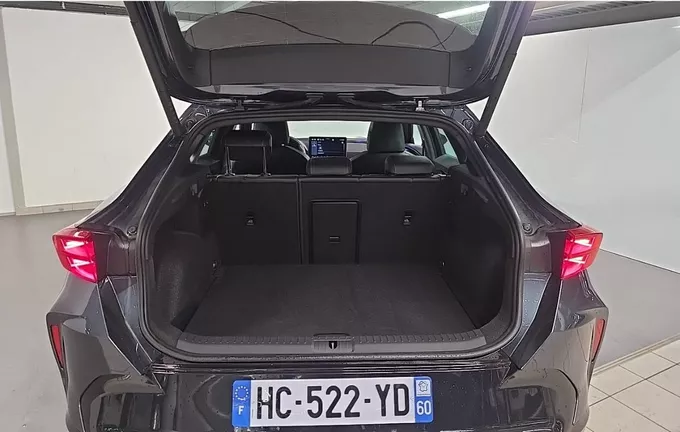 CUPRA FORMENTOR 1.5 eTSI Hybrid 150 ch DSG7 V photo 10 2129404