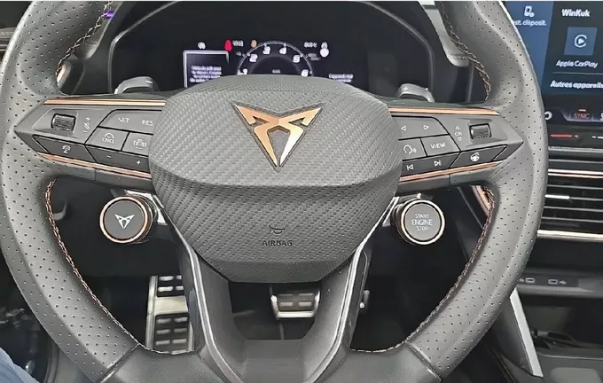 CUPRA FORMENTOR 1.5 eTSI Hybrid 150 ch DSG7 V photo 19 2129404