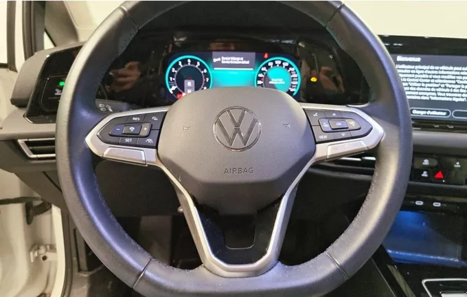 VOLKSWAGEN GOLF 1.5 eTSI OPF 130 DSG7 Style photo 18 2130924