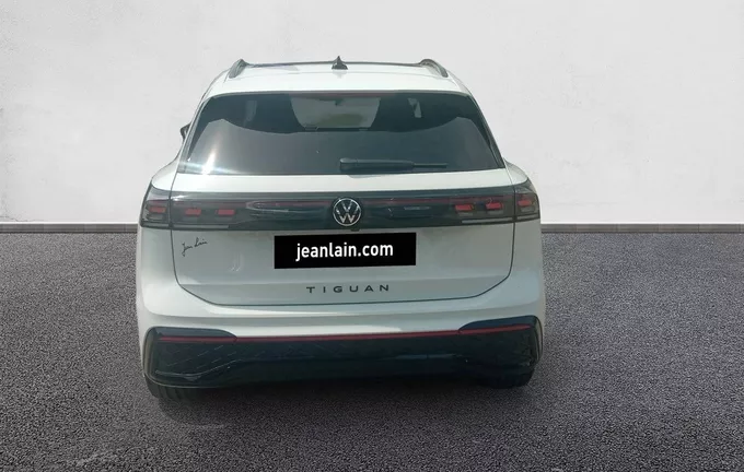 VOLKSWAGEN TIGUAN 1.5 eTSI 150ch DSG7 R-Line extérieur arrière 0870