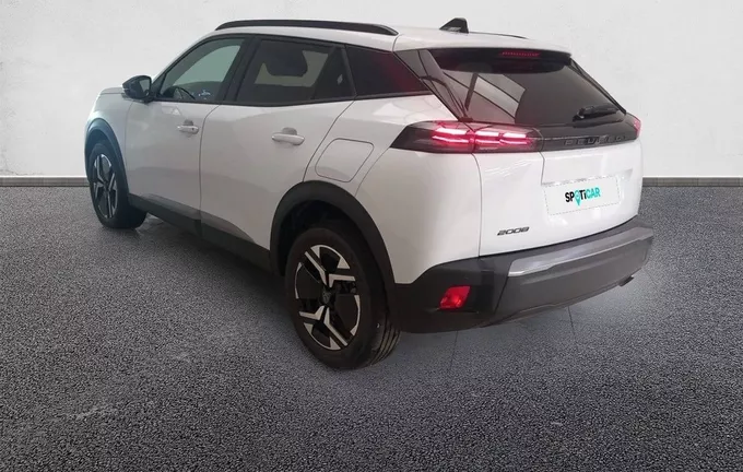PEUGEOT 2008 100 S&S BVM6 Allure extérieur trois quart arrière gauche 945180