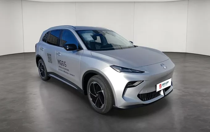 MG MGS5 EV 64kWh - 170 kW 2WD Luxury extérieur trois quart avant droit 9804