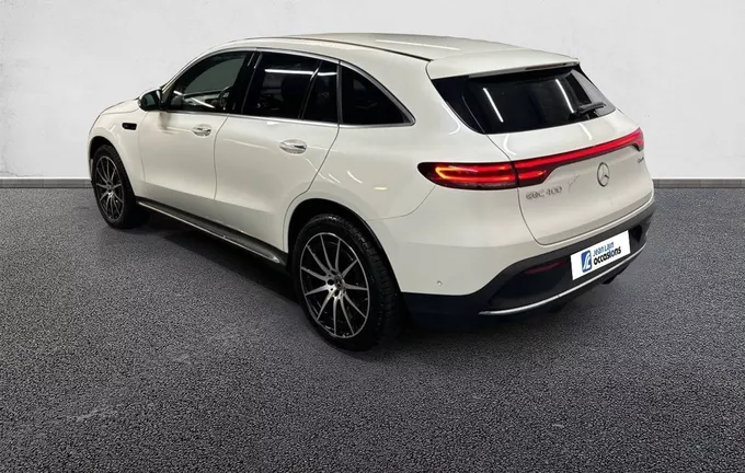 MERCEDES EQC 400 4Matic AMG Line extérieur trois quart arrière gauche 2133018