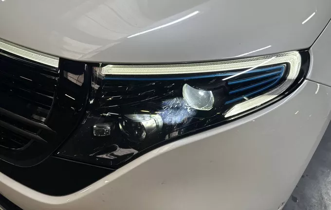 MERCEDES EQC 400 4Matic AMG Line photo 21 2133018