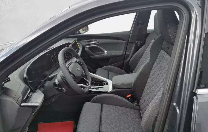 AUDI Q5 e-hybrid 299 ch S tronic 7 Quattro S line photo 18 9566