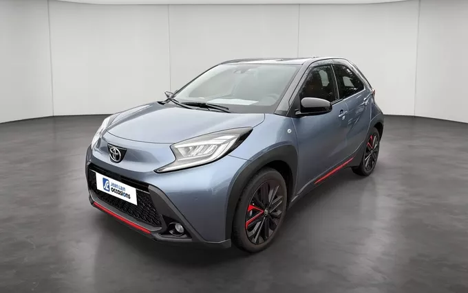 TOYOTA AYGO X 1.0 VVT-i 72 S-CVT Undercover extérieur trois quart avant gauche 1104082