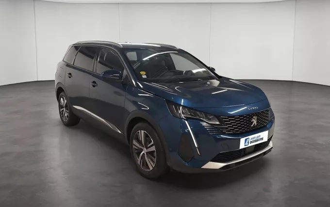 PEUGEOT 5008 BlueHDi 130ch S&S EAT8 Allure Pack extérieur trois quart avant droit 2131870