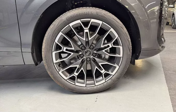 AUDI Q3 HYBRIDE Q3 e-hybrid 272 ch S tronic 6 S line photo 9 7913