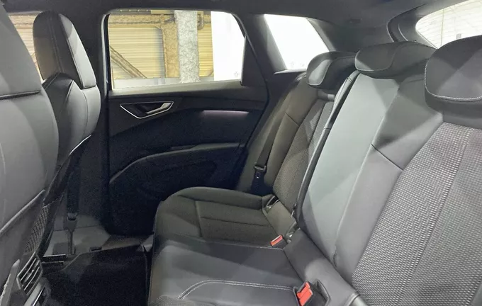 AUDI Q4 E-TRON 45 285 ch 82 kWh photo 17 2128245